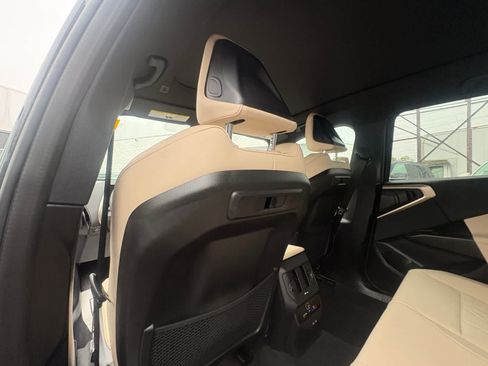 Used 2025 BMW X3 xDrive30i AWD/4WD image 36
