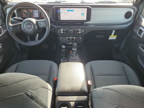 Used 2024 Jeep Wrangler Sport S image 9