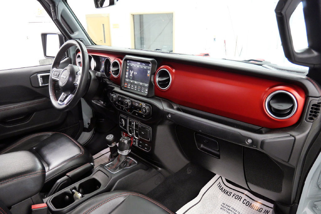 Used 2023 Jeep Gladiator Rubicon w/ LED Lighting Group AWD/4WD image 17