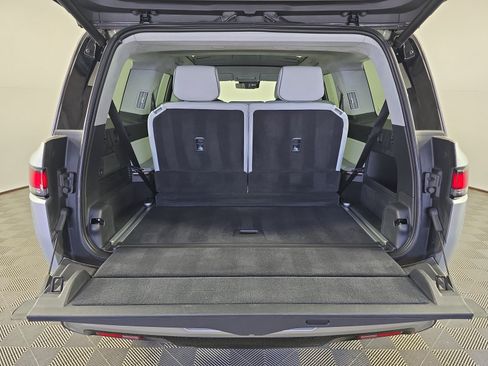 Used 2025 Rivian R1S Adventure AWD/4WD image 15