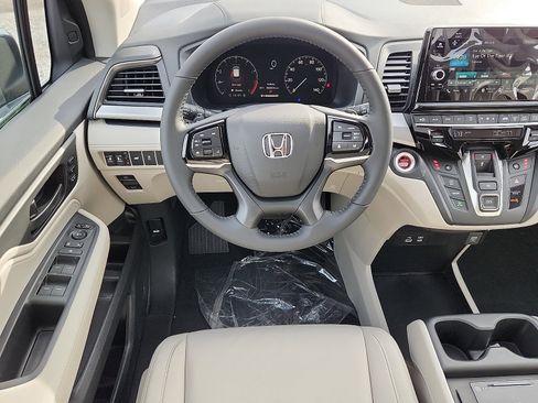 New 2026 Honda Odyssey EX-L image 7