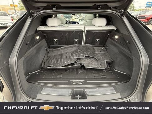 Used 2024 Cadillac Lyriq Luxury w/ LPO, Floor Liner Package RWD image 33