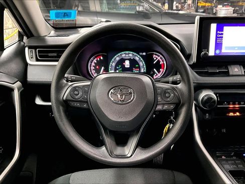 Used 2024 Toyota RAV4 LE image 6