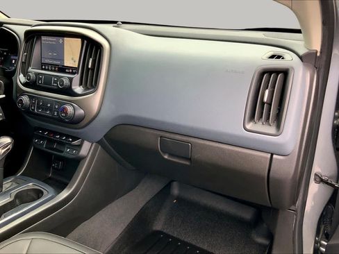 Used 2022 Chevrolet Colorado Z71 RWD image 19