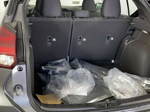 New 2025 Nissan Kicks Play S image 32