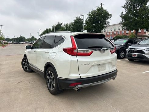 Used 2018 Honda CR-V Touring image 5