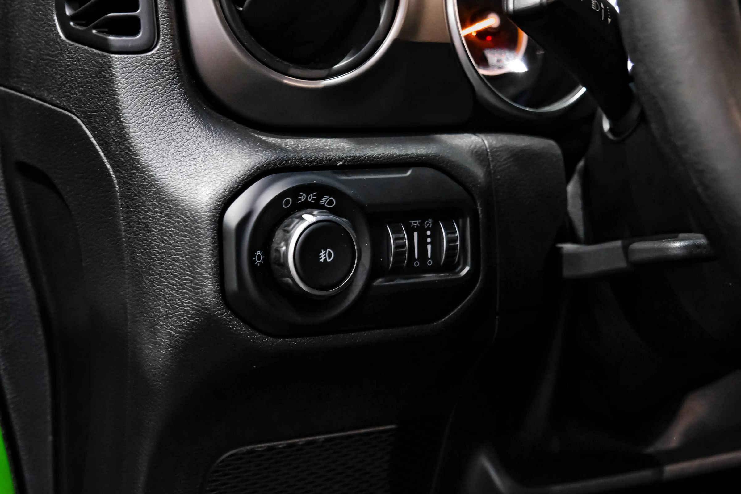 Used 2020 Jeep Wrangler Unlimited Sport AWD/4WD image 19