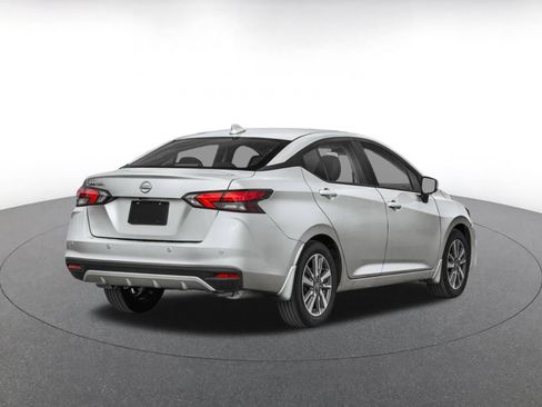 Used 2025 Nissan Versa SV FWD image 2