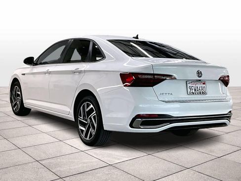 Used 2023 Volkswagen Jetta SEL image 14