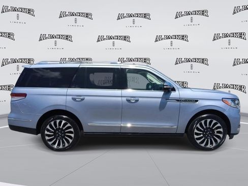 Used 2023 Lincoln Navigator Black Label image 8