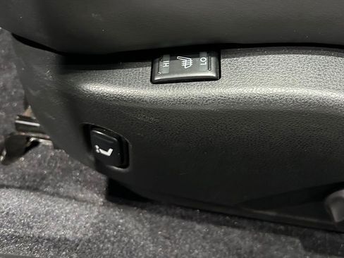 Used 2014 Nissan GT-R Premium AWD/4WD image 12