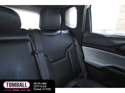 Used 2024 Jeep Compass Limited AWD/4WD image 12