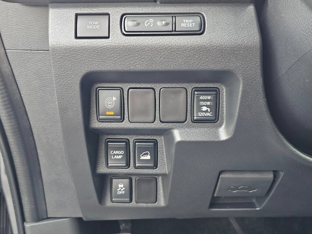 Used 2022 Nissan Frontier SV AWD/4WD image 33