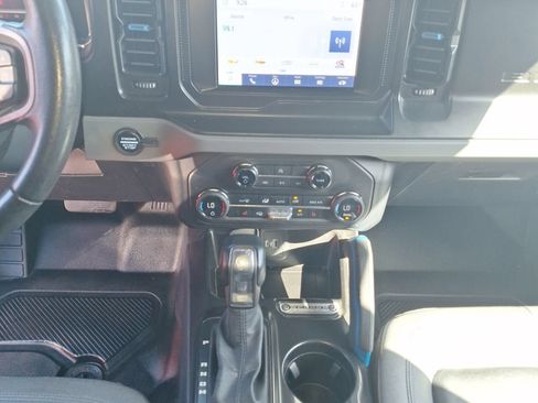 Used 2023 Ford Bronco Black Diamond AWD/4WD image 13