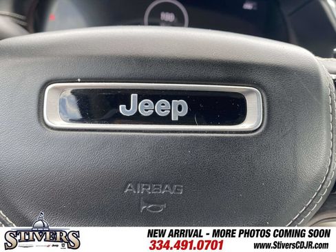 Used 2021 Jeep Grand Cherokee L Overland w/ Luxury Tech Group IV AWD/4WD image 64