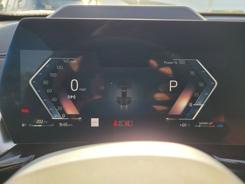 Certified 2025 BMW X2 xDrive28i image 31