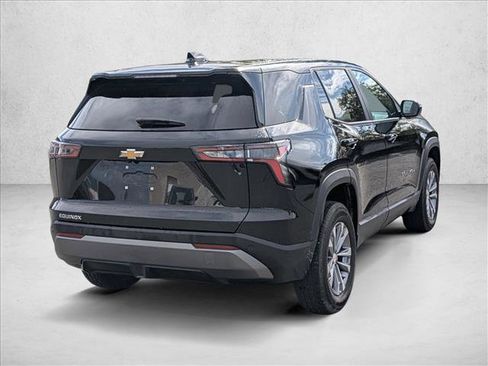 Used 2025 Chevrolet Equinox LT image 5