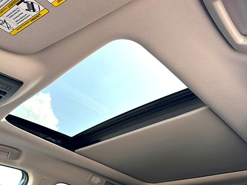 New 2026 Nissan Pathfinder SV w/ SV Premium Package FWD image 13