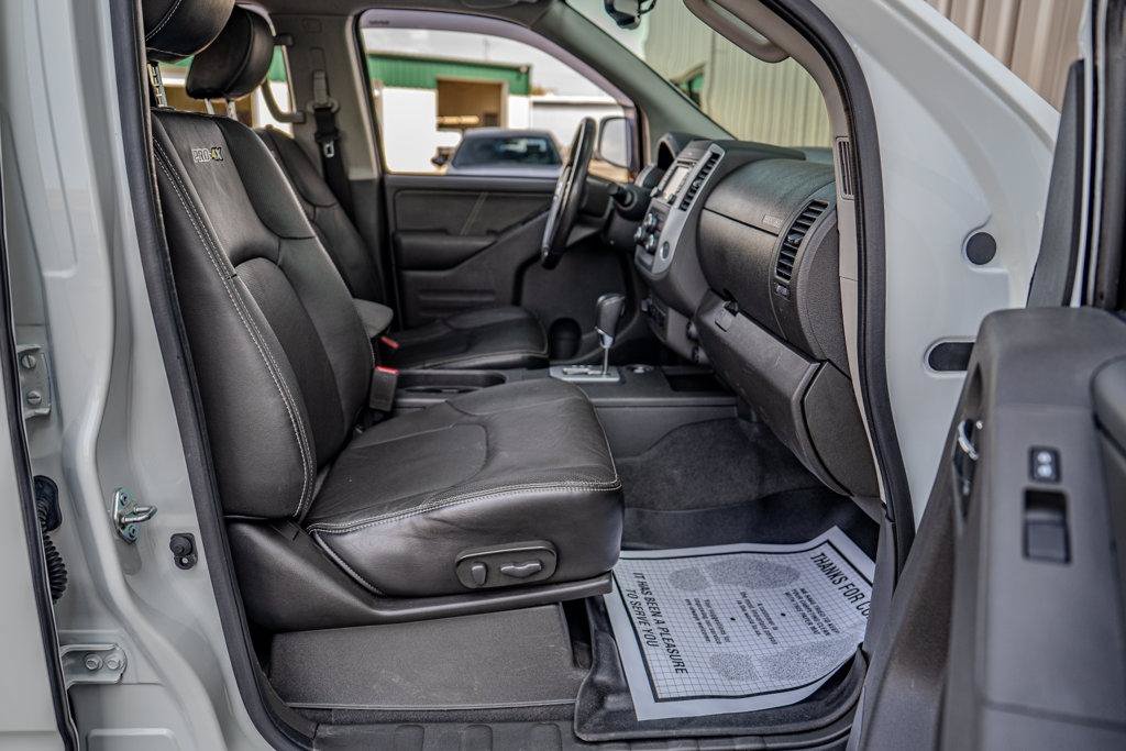 Used 2021 Nissan Frontier PRO-4X w/ Pro-4x Utility Package AWD/4WD image 23