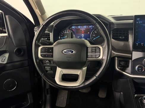 Used 2022 Ford Expedition XLT AWD/4WD image 18