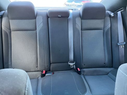 Used 2022 Dodge Charger SXT image 38