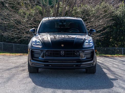 New 2026 Porsche Macan image 10