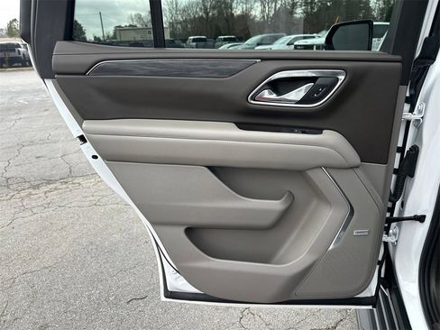 Used 2021 GMC Yukon SLT w/ SLT Luxury Plus Package image 22