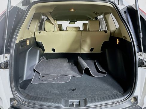 Used 2020 Honda CR-V LX image 27