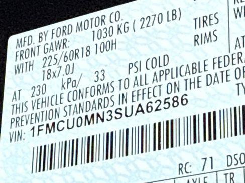 Used 2025 Ford Escape ST-Line FWD image 31