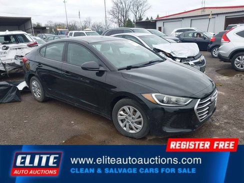 Used 2017 Hyundai Elantra SE w/ Cargo Package image 1