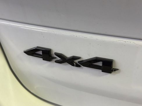 New 2026 Jeep Grand Cherokee Altitude AWD/4WD image 5