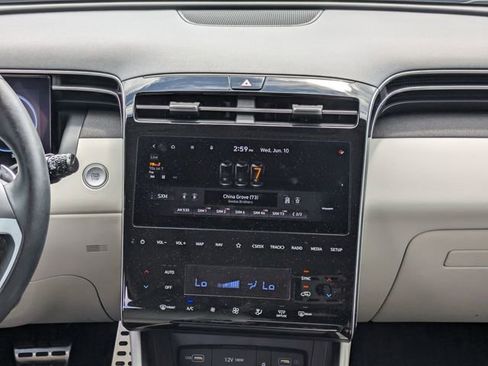 Certified 2022 Hyundai Tucson Limited FWD image 19