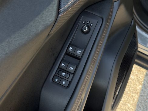 New 2026 Jeep Cherokee Overland w/ Advanced Pro Tech Group AWD/4WD image 15