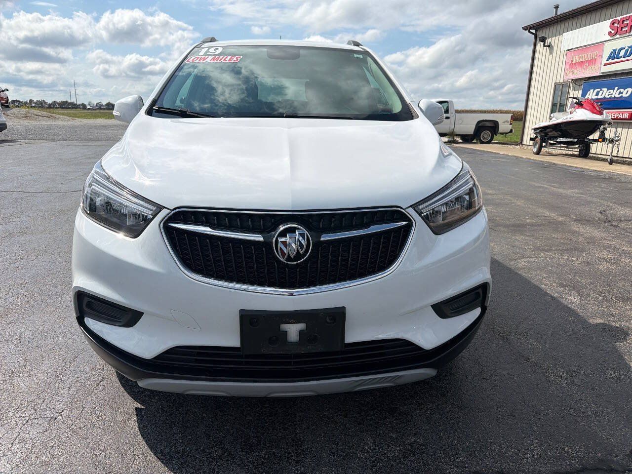 Used 2019 Buick Encore Preferred AWD/4WD image 3