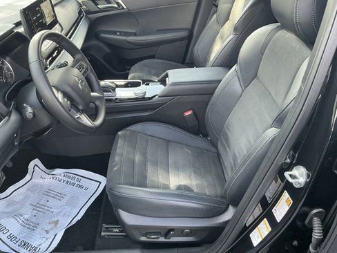 Used 2025 Mitsubishi Outlander SE AWD/4WD image 15