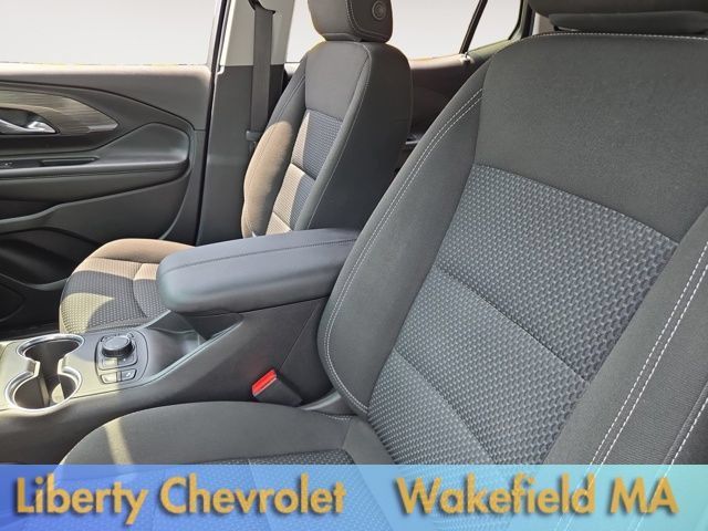 Used 2023 GMC Terrain SLE w/ Driver Convenience Package AWD/4WD image 8