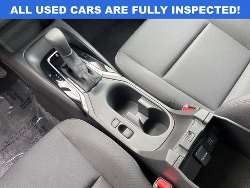 Used 2026 Toyota Corolla LE FWD image 9