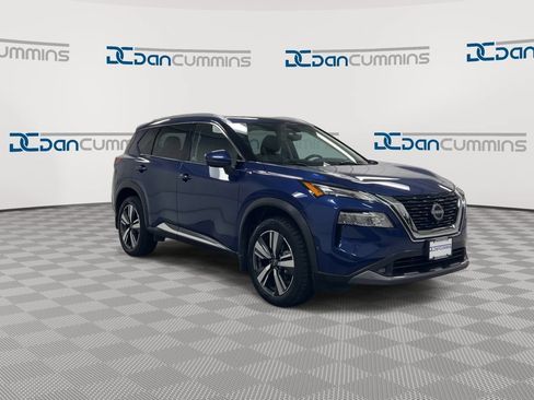 Used 2022 Nissan Rogue SL w/ SL Premium Package AWD/4WD image 2
