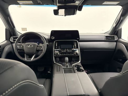 Certified 2025 Lexus LX 700h Luxury w/ Appearance Package AWD/4WD image 17