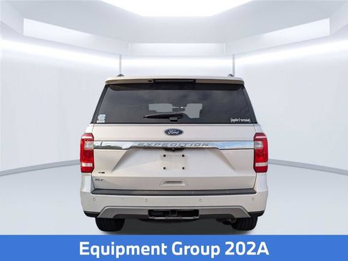 Used 2019 Ford Expedition XLT w/ Equipment Group 202A RWD image 3