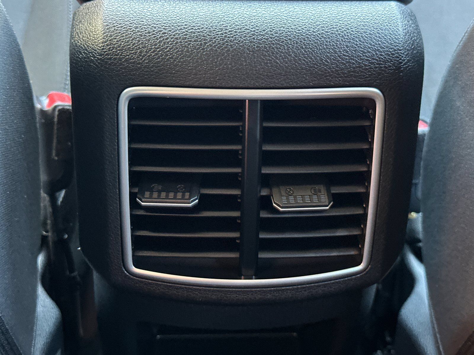Certified 2023 Kia Sportage LX AWD/4WD image 17
