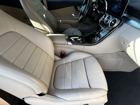Used 2019 Mercedes-Benz C 300 Cabriolet image 40