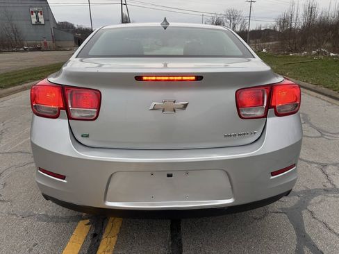 Used 2015 Chevrolet Malibu LT FWD image 16