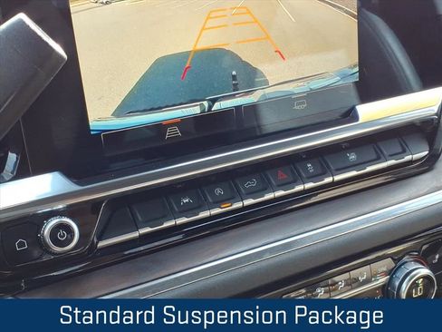 Certified 2025 GMC Sierra 1500 SLT image 4