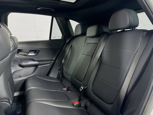 New 2026 Mercedes-Benz GLC 300 image 7