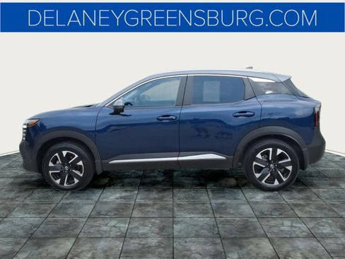 Used 2025 Nissan Kicks SV w/ SV Premium Package AWD/4WD image 6