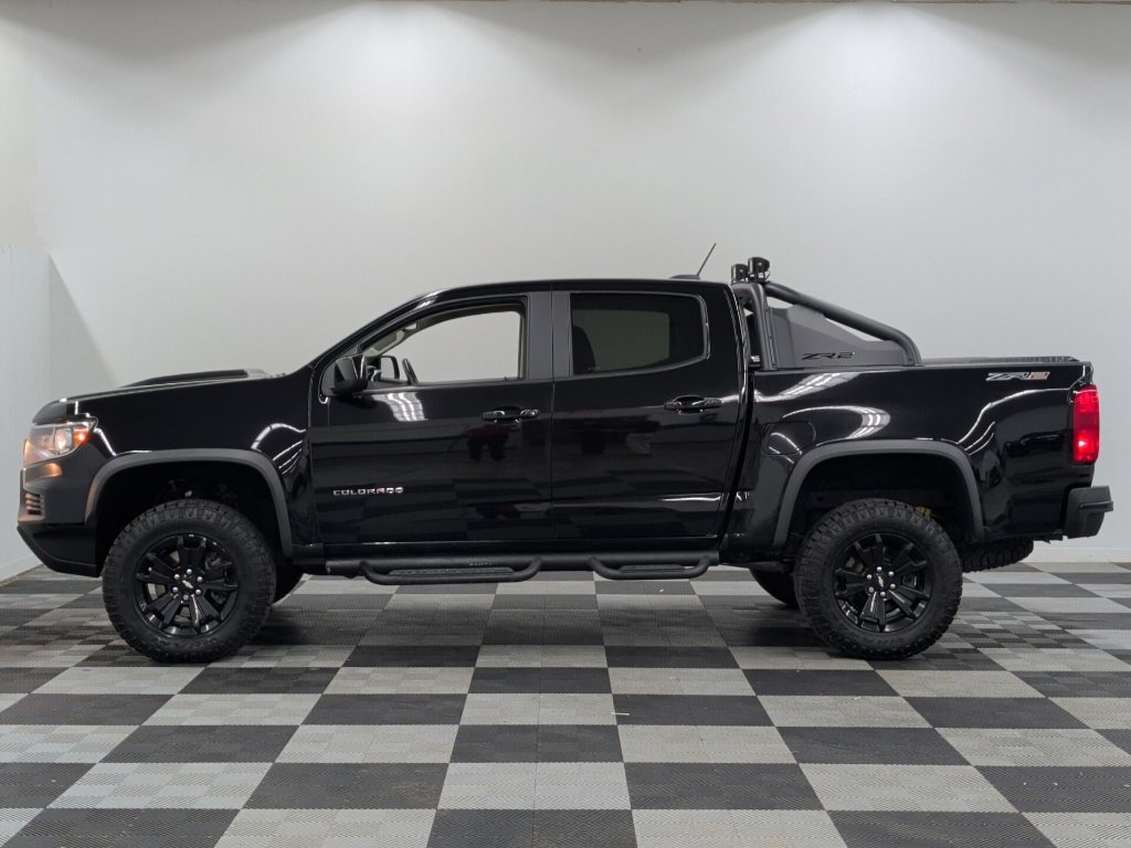 Used 2022 Chevrolet Colorado ZR2 w/ ZR2 Midnight Special Edition AWD/4WD image 8