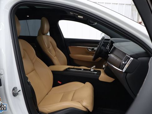 Used 2022 Volvo S90 B6 Inscription w/ Advanced Package AWD/4WD image 31