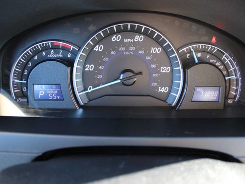 Used 2012 Toyota Camry XLE image 22