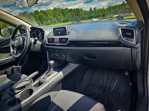Used 2014 MAZDA MAZDA3 i SV FWD image 27